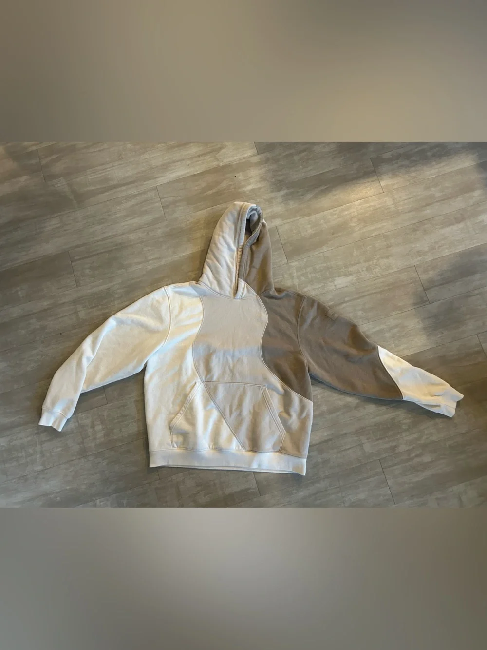 Alo Yoga Make Waves Hoodie Sweatshirt in Ivory Bone Gravel size Women Large